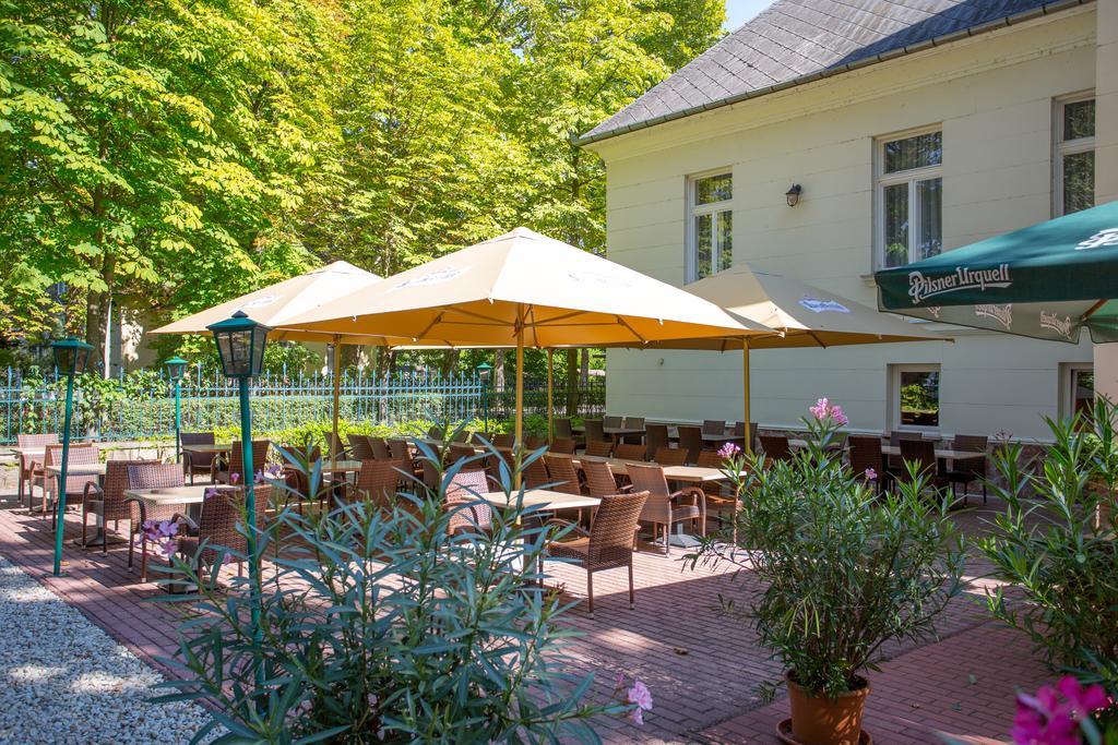 弗尼克斯酒店 Balatonföldvár 外观 照片